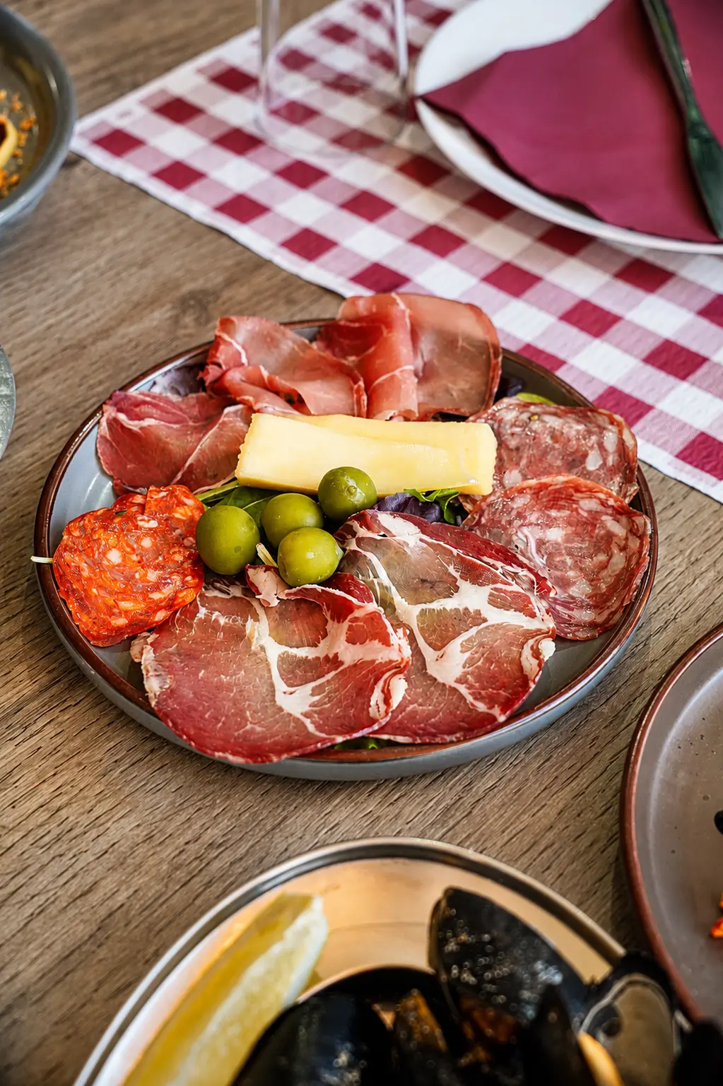 Tagliere di salumi e formaggi